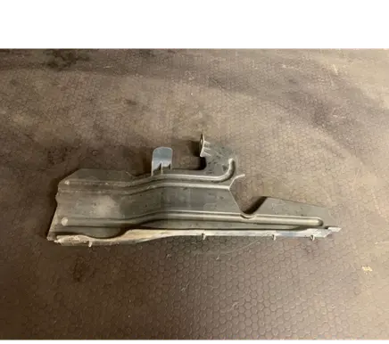 Toyota Corolla Verso AR10 Radiator trim 532850F020