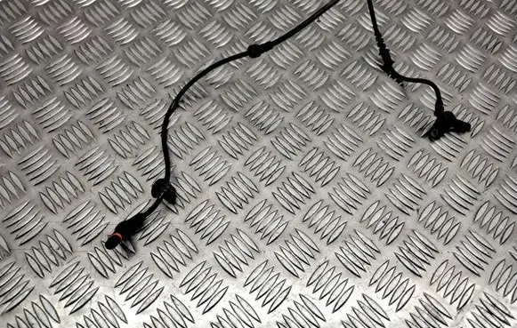 Mercedes-Benz E W212 ABS brake wheel speed sensor A2125400117