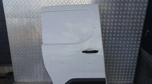 Opel Combo E Side sliding door 