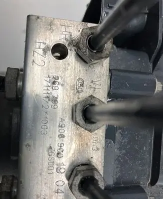 Mercedes-Benz Sprinter W906 ABS Pump A9069001904