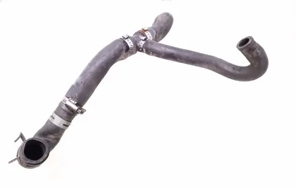 Volkswagen PASSAT B5 Engine coolant pipe/hose 037121053H
