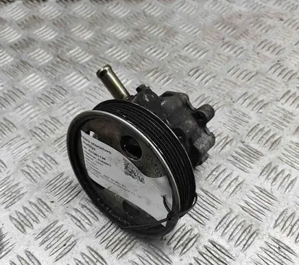 Audi A4 S4 B7 8E 8H Power steering pump 06B145255 6S0145153D