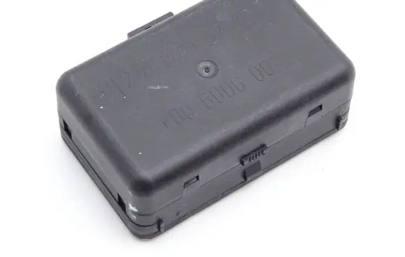 Mercedes-Benz E W210 Rain sensor 2108205710