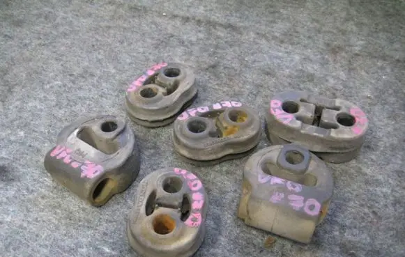 Muffler mount bracket/holder