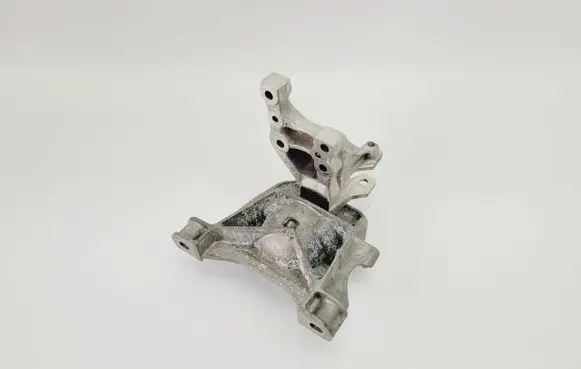 Peugeot 3008 II Engine mount vacuum valve 4A110010
