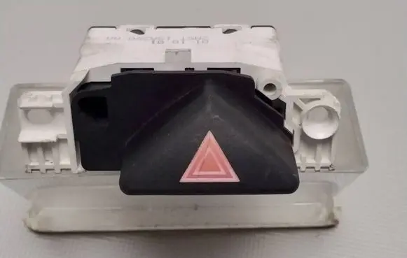 Ford Focus Hazard light switch 2M5T13A350AA M11001