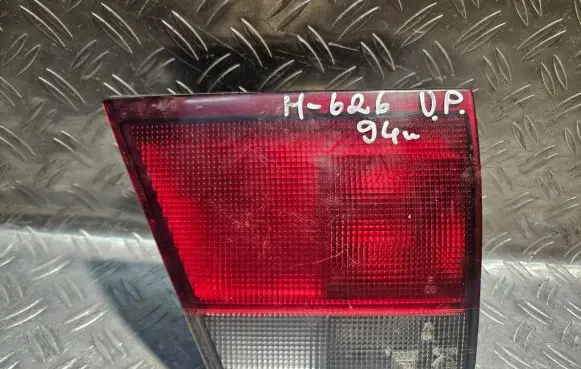 Mazda 626 Tailgate rear/tail lights 0431397L 0431397