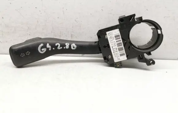 Volkswagen Golf IV Indicator stalk 8L0953513G