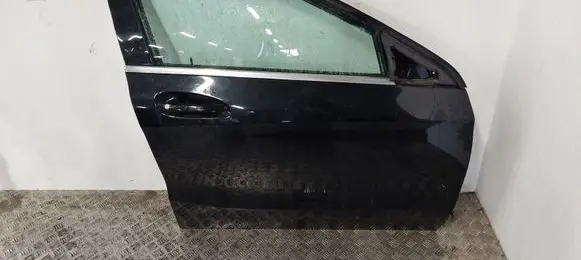 Mercedes-Benz A W176 Front door