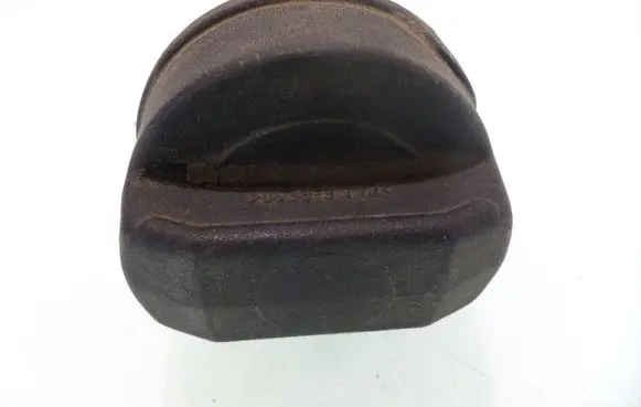 Volkswagen PASSAT B5 Fuel tank filler cap 1H0201553B