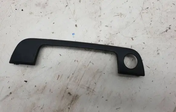 BMW 3 E36 Front door handle cover 51211960931