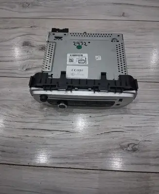 Renault Twingo II Radio/CD/DVD/GPS head unit 281151607r