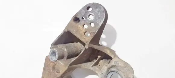 Audi A6 S6 C5 4B Engine mounting bracket 8e0199351f