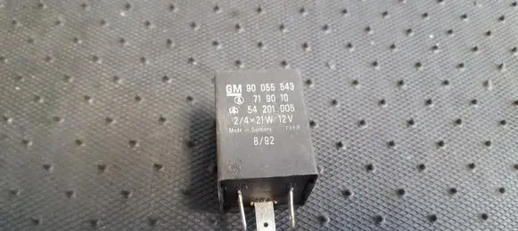 Opel Combo B Other relay 90055543 GM90055543