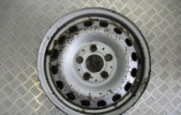 Mercedes-Benz Vito Viano W638 R15 steel rim 
