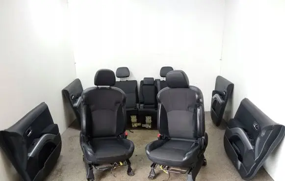 Seat set