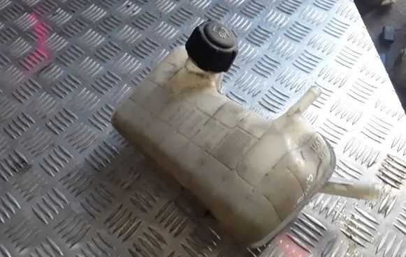 Renault Scenic II - Grand scenic II Coolant expansion tank/reservoir 8200262036