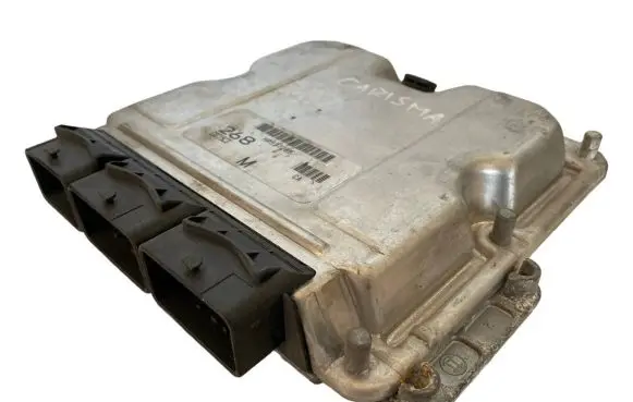 Mitsubishi Carisma Engine control unit/module 8200296435 1039S01760 0281010437