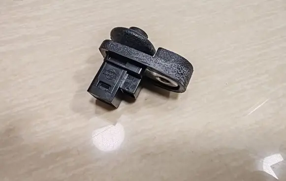 Nissan Note (E11) Rear door sensor 