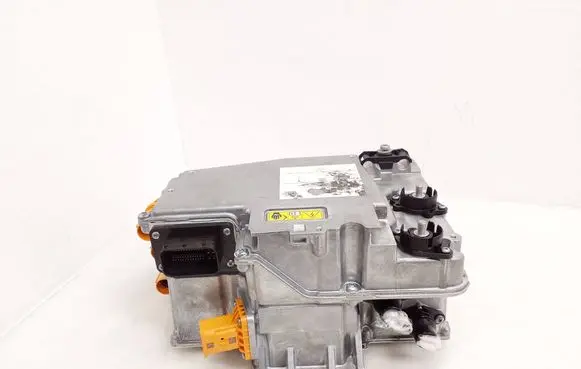 BMW iX1 Voltage converter inverter 22579110