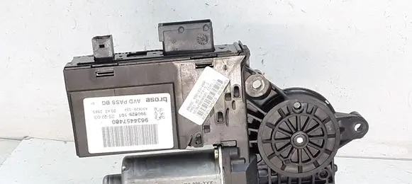 Peugeot 307 Front door window regulator motor 9634457480