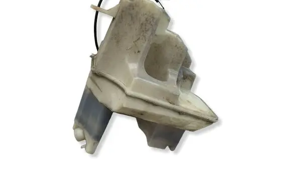Volvo XC90 Windshield washer fluid reservoir/tank 8659490