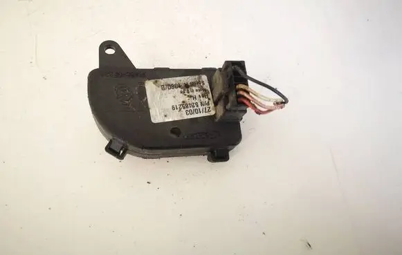 Renault Laguna II Air flap motor/actuator 52485219