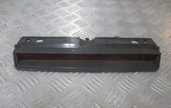 Volkswagen Fox Third/center stoplight