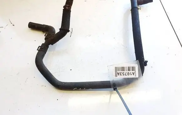 Volkswagen Golf V Engine coolant pipe/hose