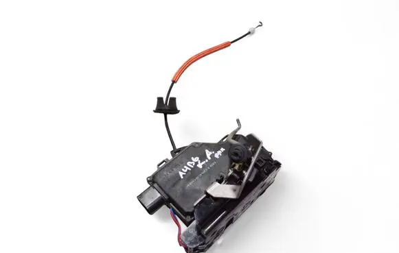 Audi A4 S4 B6 8E 8H Rear door lock 4B0839015D