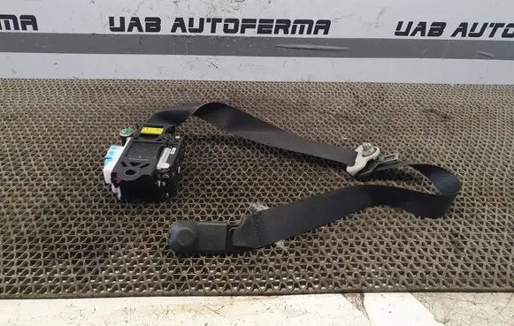 Mazda 3 II Front seatbelt TKAH2EH959