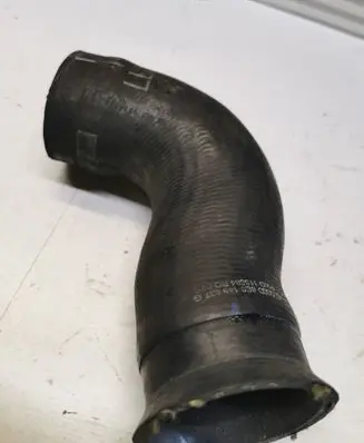 Audi A4 S4 B7 8E 8H Intercooler hose/pipe 8E0145837G 15684R002S