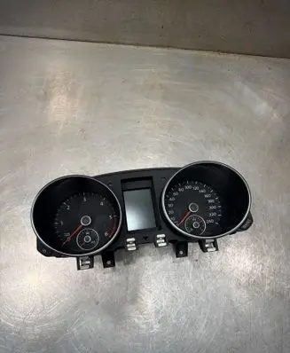 Volkswagen Golf VI Speedometer (instrument cluster) VDD02415 5K0920872A 111148710473