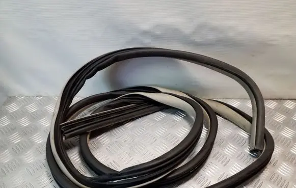 Chrysler Grand Voyager V Sliding door rubber seal 