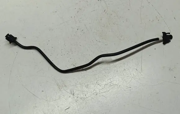Ford Mondeo MK IV Electric car engine cooling hoses/pipes