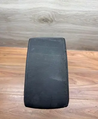 Skoda Octavia Mk2 (1Z) Armrest 1Z0864207A 1123153 8102007