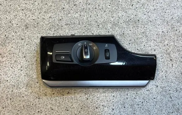 BMW 5 F10 F11 Light switch 9204067