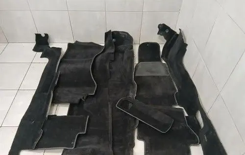 Aston Martin DB9 Car floor mat set
