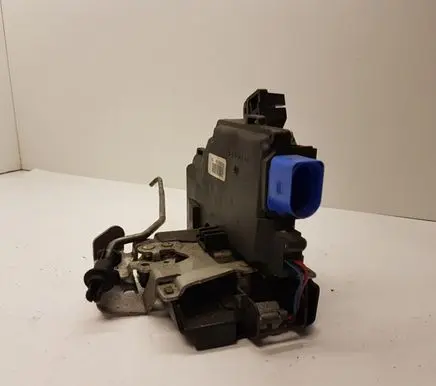 Audi A8 S8 D3 4E Rear door lock 4E0839016