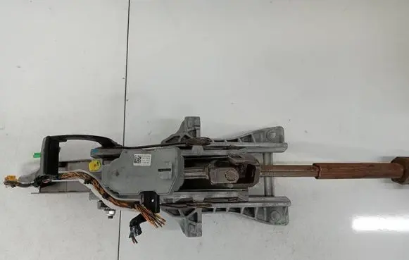 Volvo V50 Steering wheel axle P30741403 T45129F7A