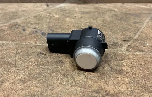 Mercedes-Benz CLS C218 X218 Parking PDC sensor A2125420118