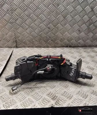 Wiper turn signal indicator stalk/switch