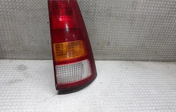 Ford Focus Rear/tail lights XS4X13N004EC
