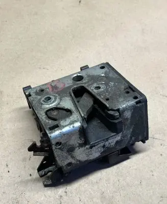Audi A8 S8 D4 4H Front door lock 4h1837015