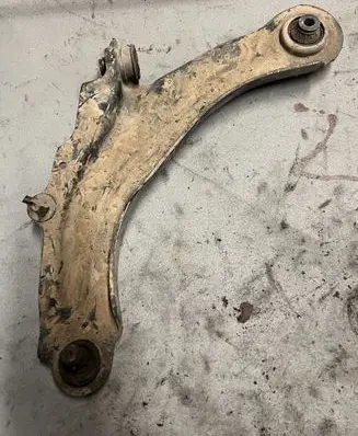 Renault Scenic II - Grand scenic II Front lower control arm/wishbone