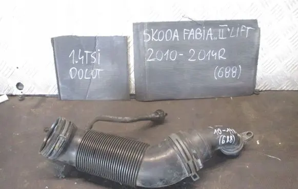 Skoda Fabia Mk2 (5J) Intake resonator 