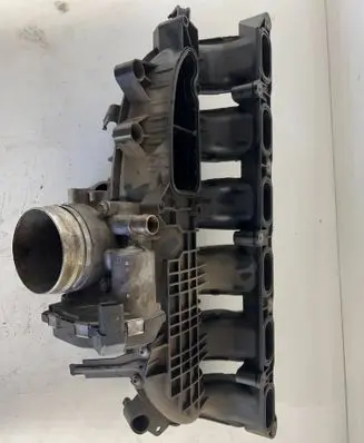 BMW 5 F10 F11 Intake manifold 757691108 10011910149