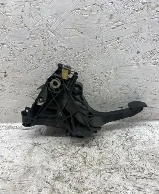Clutch pedal