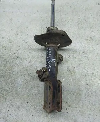 Toyota Avensis T250 Front shock absorber/damper
