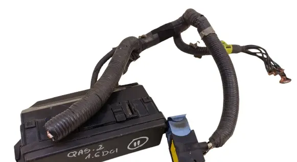 Nissan Qashqai Fuse box set 240114EB7C